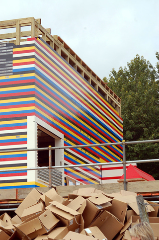 Illustration for article titled James May's Lego House